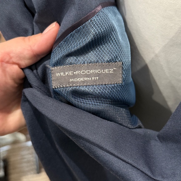 Elegant Blue Men's Blazer - Picture 4 of 4